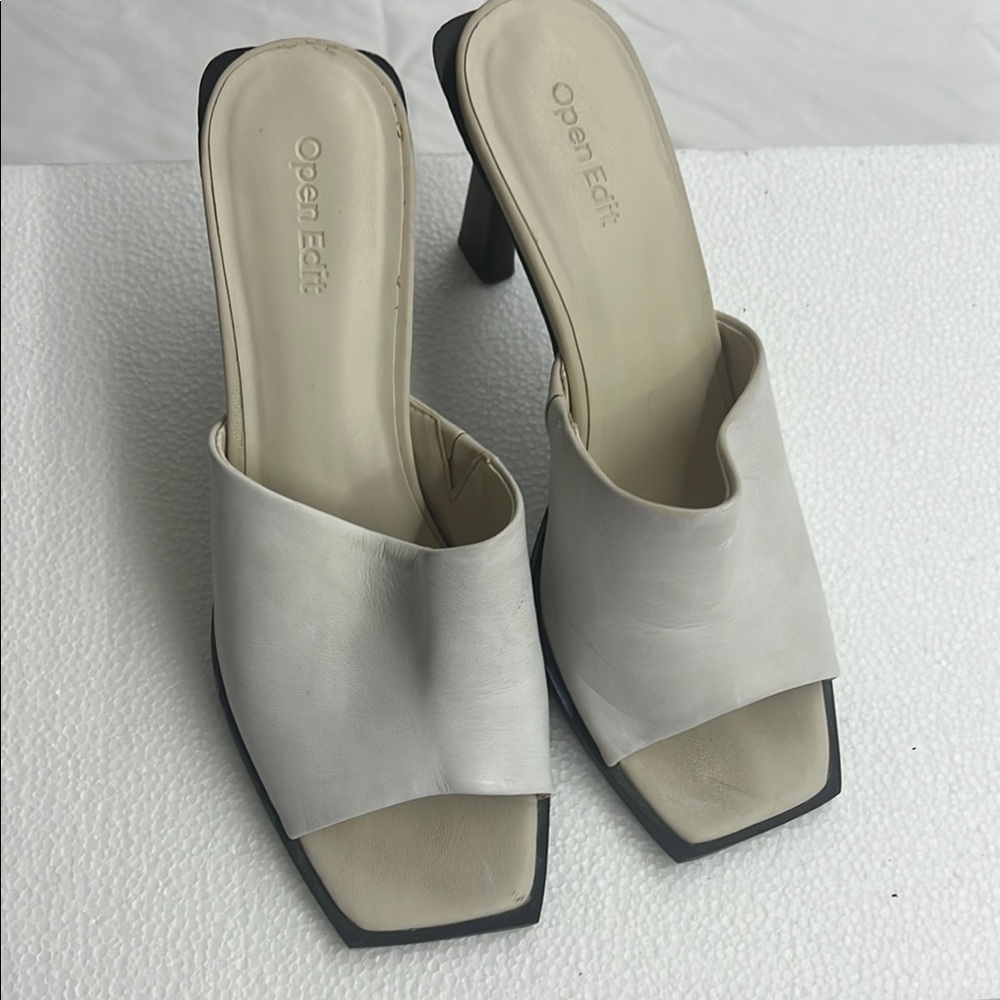 Women's White Heeled Sandals